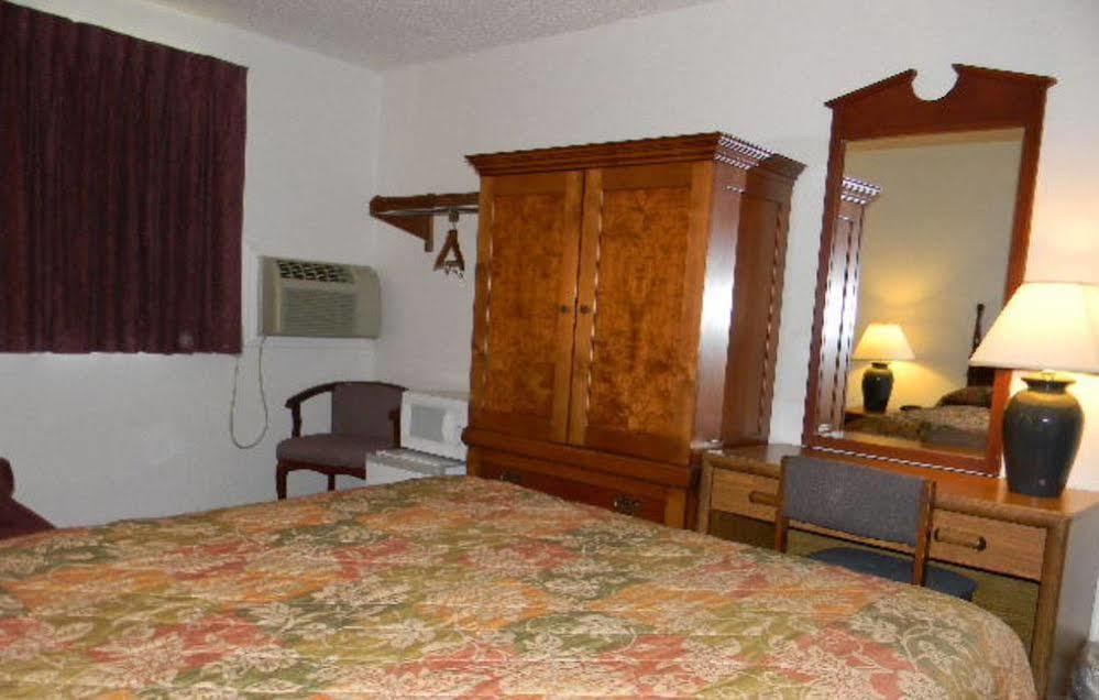 American Inn-Alexander City Buitenkant foto